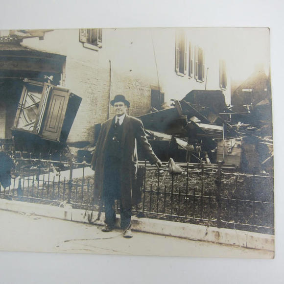 Real Photo Postcard RPPC 1913 Dayton Ohio Flood Damage City Street & Buildings - Picture 3 of 12
